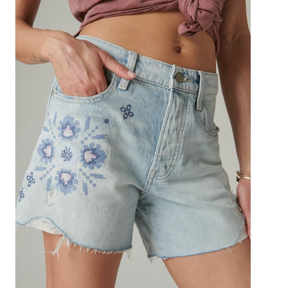 NEW Lucky Brand 90s Midi Jean Shorts Cut-Offs Embroidered High Rise Denim 4/27